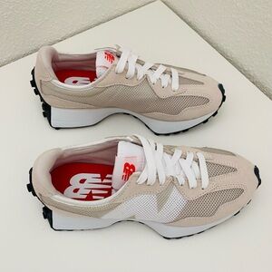 New Balance 327 Sneakers Off White